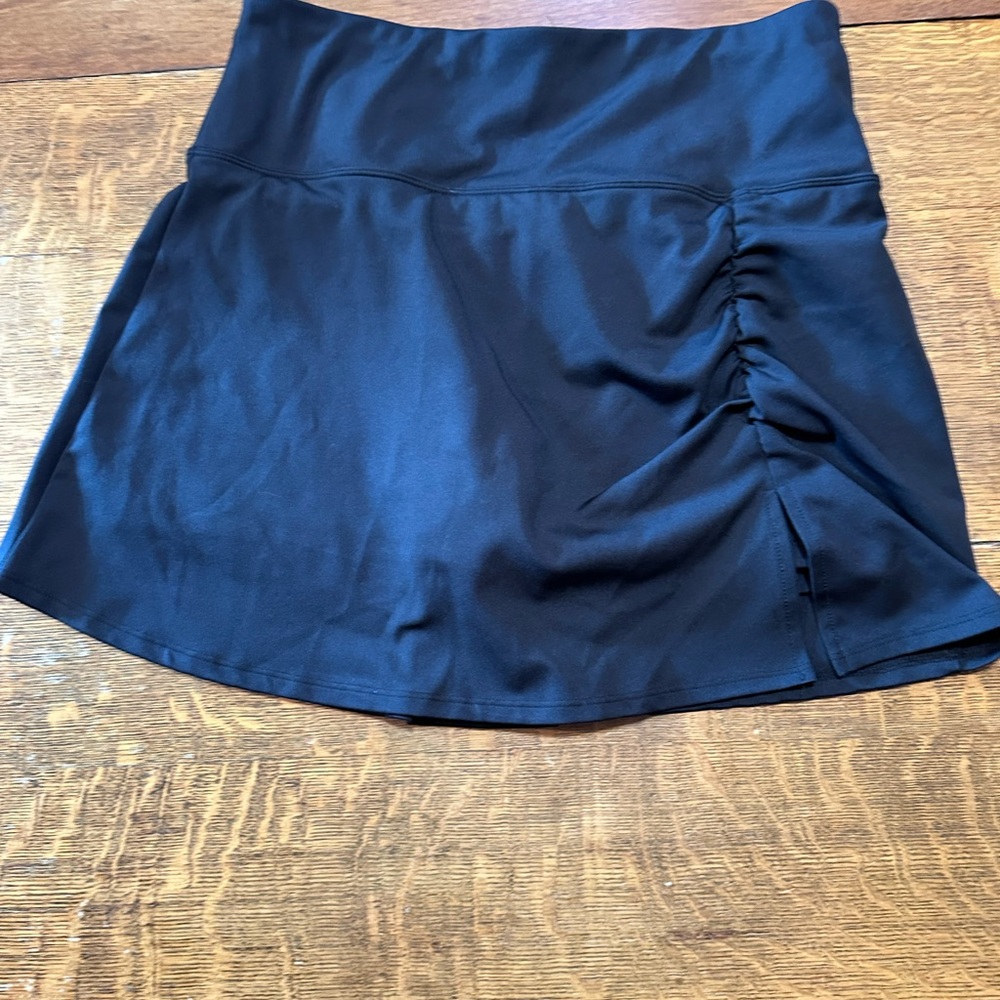 Marika women’s large skort black pockets on shorts